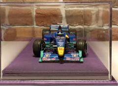 1/18 ÖLÇEK MODELLER İÇİN'MOR DERİ,MOR İPLİK'TABANLI PLEKSİ KUTU.CASE