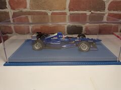 1/18 ÖLÇEK 'SAX MAVİ RENK DERİ,MAVİ DİKİŞ'TABANLI PLEKSİ KUTU.CASE