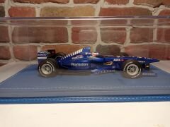 1/18 ÖLÇEKLİ MODELLER İÇİN,DERİ TABANLI PLEKSİ KUTU.CASE