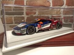 1/18 ÖLÇEK DERİ TABANLI PLEKSİ KUTU.CASE