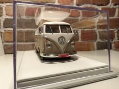 METAL MODELLER İÇİN,DERİ TABANLI 1/18 ÖLÇEK PLEKSİ KUTU.CASE.