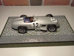 1/18 ÖLÇEKLİ PLEKSİ KUTU.CASE