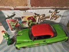 JADA TOYS 1/24 DC COMICS  BOMBSHELLS POISON IVY & 1953 CHEVY BEL AIR