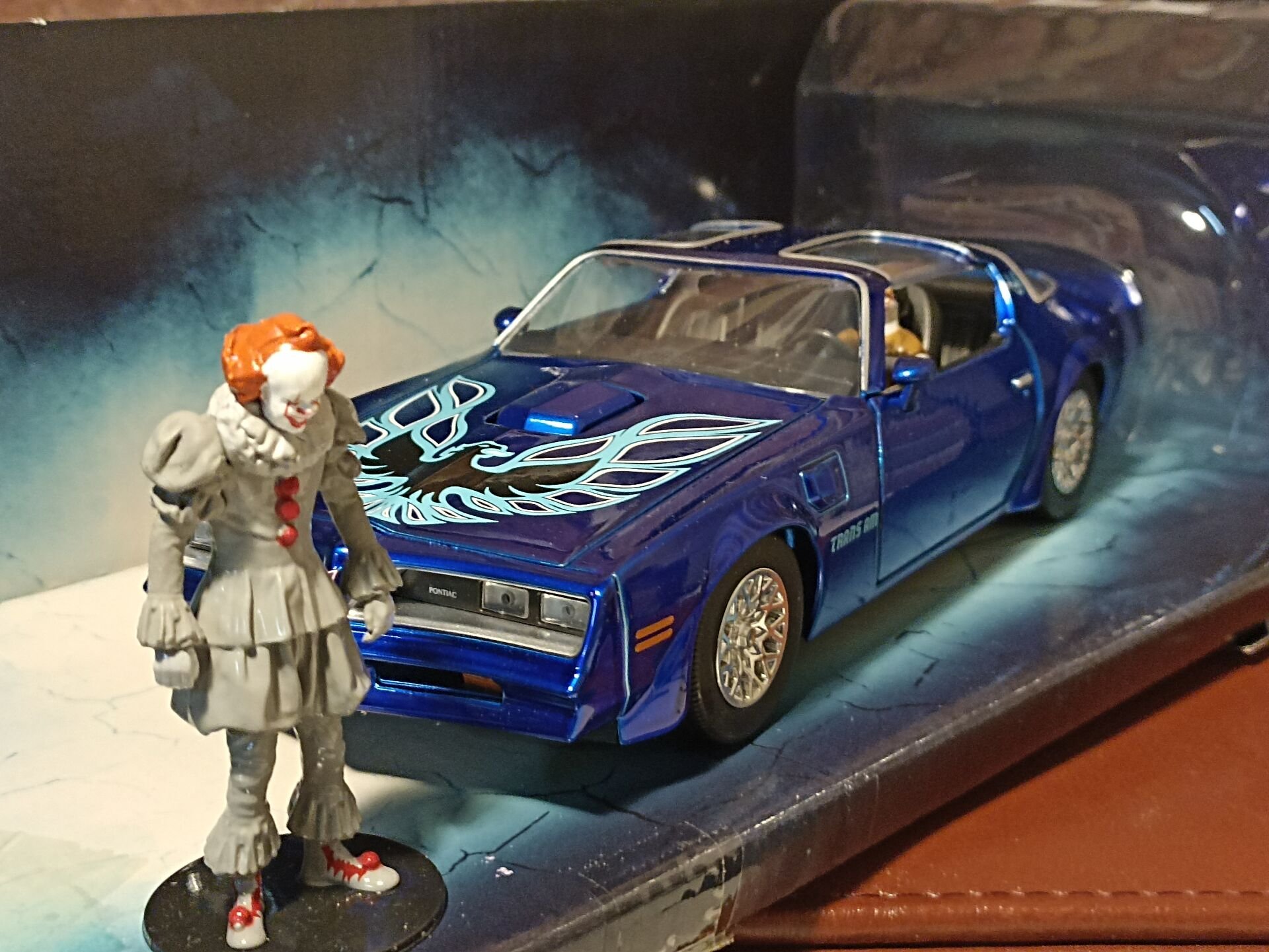 JADA TOYS 1/24 ÖLÇEK.. PENNYWISE & HENRY BOWER'S.PONTİAC FIREBIRD.