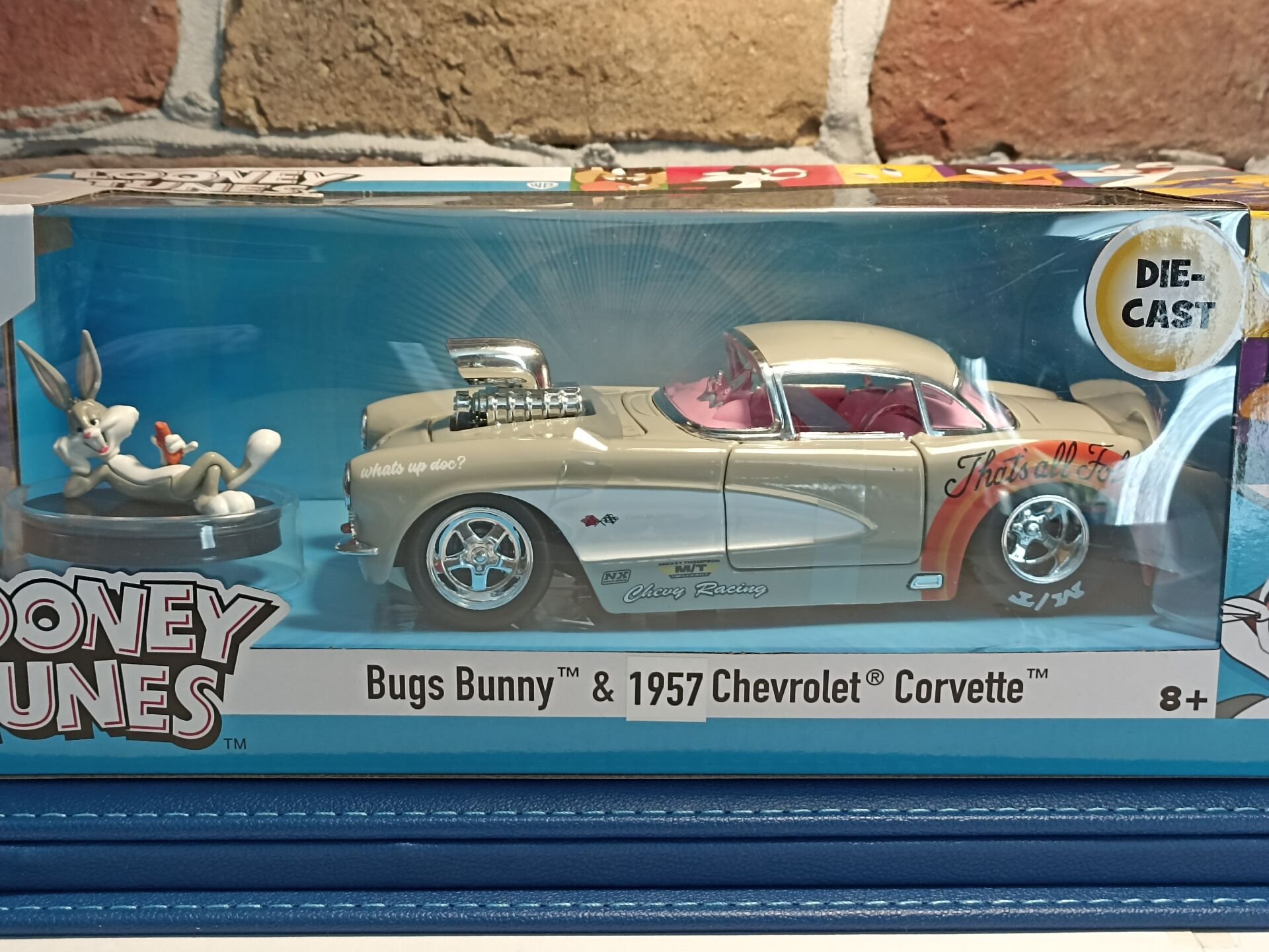 JADA TOYS 1/24 BUGS BUNNY.