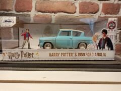 JADA TOYS 1/24 HARRY POTTER & 1959 FORD ANGELIA