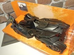 JADA TOYS 1/24 BATMAN ARKHAM KNIGHT