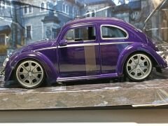 JADA TOYS 1/24  WEDNESDAY