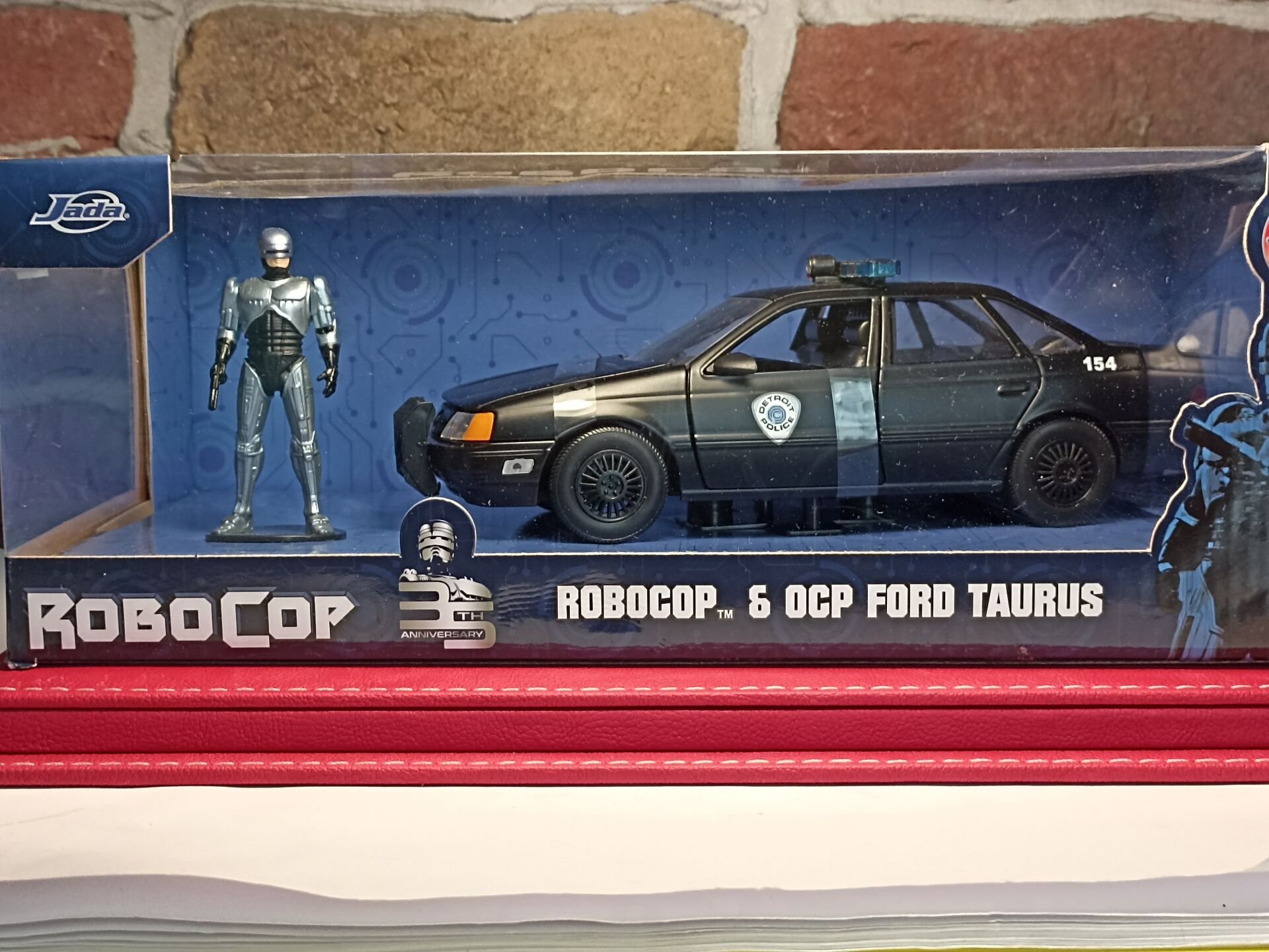 JADA TOYS 1/24 ROBOCOP.