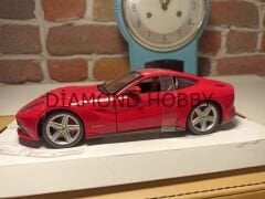 BURAGO 1/24 FERRARİ F12 BERLİNETTA