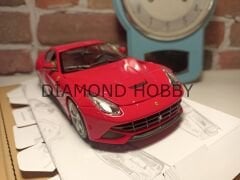 BURAGO 1/24 FERRARİ F12 BERLİNETTA