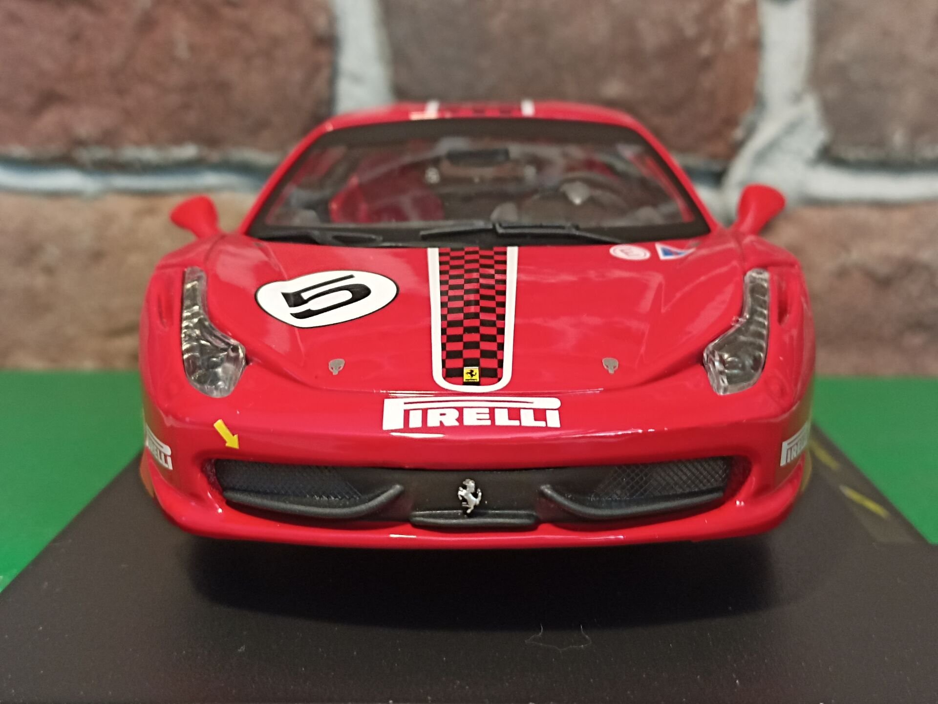 BURAGO 1/24 458 CHALLENGE-2010