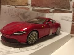 BURAGO 1/24 FERRARİ ROMA KIRMIZI