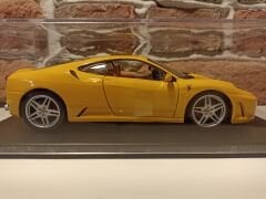 BURAGO 1/24 FERRARİ F430 -2004