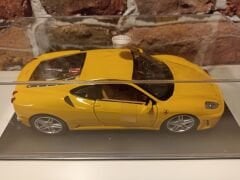 BURAGO 1/24 FERRARİ F430 -2004