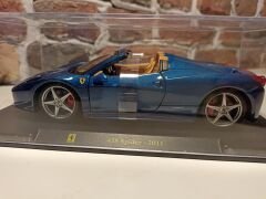 BURAGO 1/24 FERRARİ 458 Spider-2011