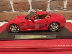 BURAGO 1/24 FERRARİ 599 GTB Fiorano