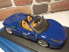BURAGO 1/24 FERRARİ 488 Spider