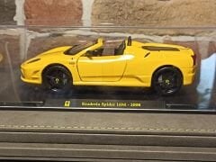 BURAGO 1/24 FERRARİ Scuderia Spider