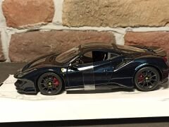 BURAGO 1/24 FERRARİ 488 PİSTA SİYAH