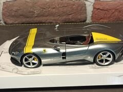 BURAGO 1/24 FERRARİ MONZA SP1