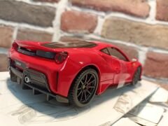 BURAGO 1/24 FERRARİ 488 Pista