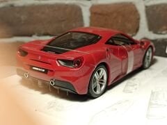 BURAGO 1/24 FERRARİ 488 GTB