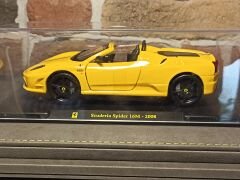 BURAGO 1/24 FERRARİ Scuderia 2008