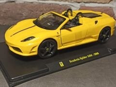 BURAGO 1/24 FERRARİ Scuderia 2008