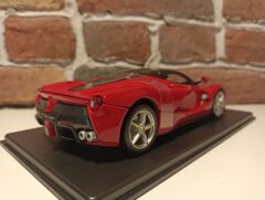 BURAGO 1/24 FERRARİ LA FERRARİ -2013