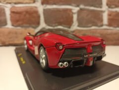 BURAGO 1/24 FERRARİ LA FERRARİ -2013