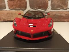 BURAGO 1/24 FERRARİ LA FERRARİ -2013