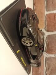 BURAGO 1/24 FERRARİ LAFERRARİ APERTA