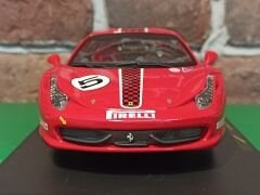 BURAGO 1/24 FERRARİ 458 Challenge no5