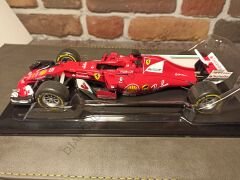 PREMİUM COLLECTİBLES FORMULA 1   FERRARİ