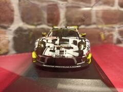 İXO 1/43  PORSCHE 911 GT3 R  no 8