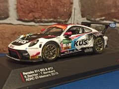İXO 1/43  PORSCHE 911 GT3 R  NO17