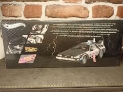 HOTWHEELS ELİTE 1/18 ÖLÇEK -TIME MACHINE-ZAMAN MAKİNASI FİLM ARABASI