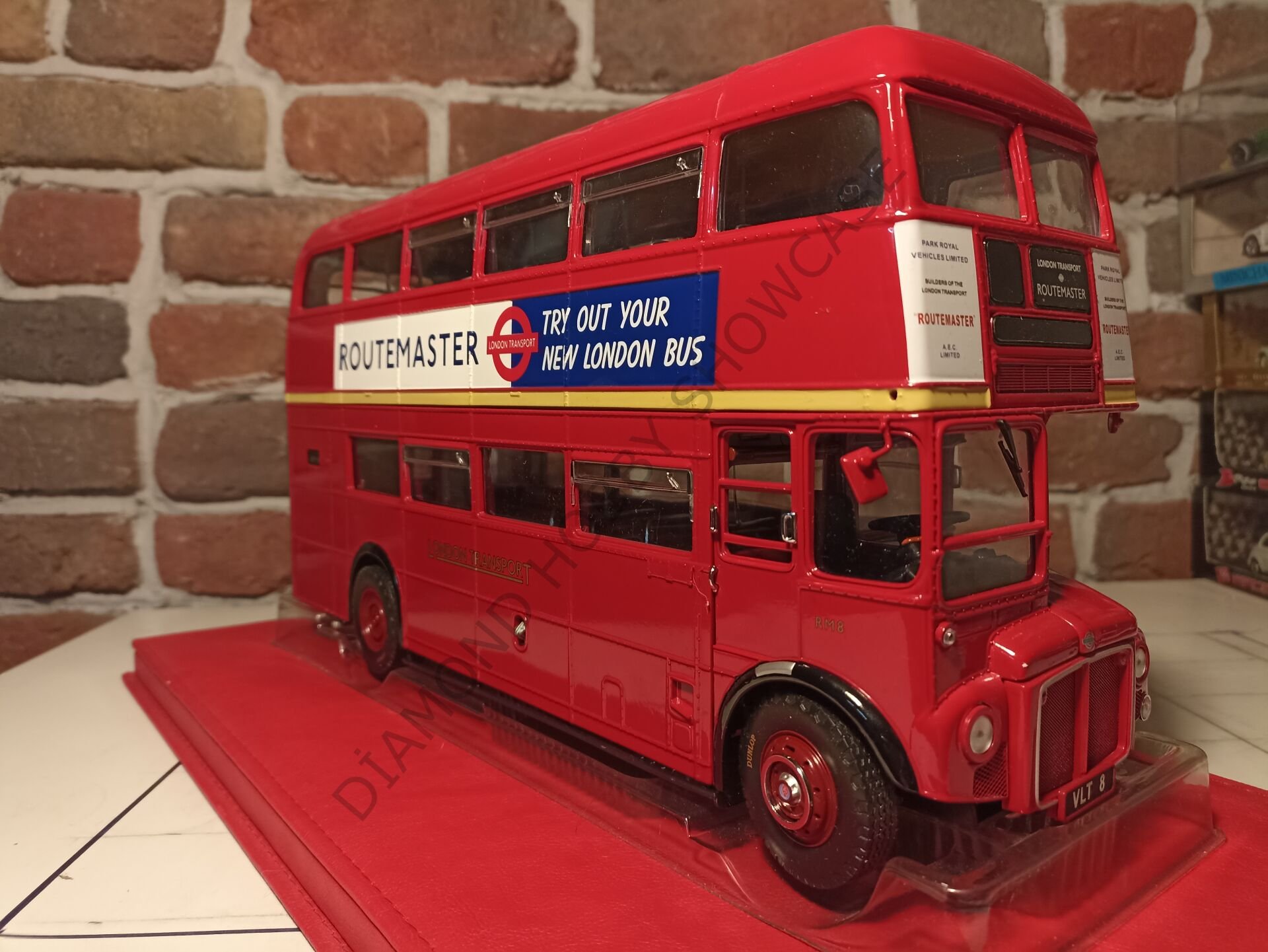 SUN STAR 1/24 OTOBÜS ROUTEMASTER