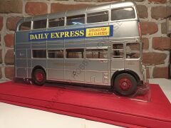 SUN STAR 1/24 OTOBÜS ROUTEMASTER