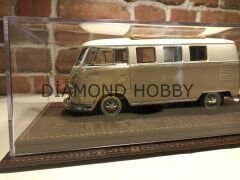 PLEKSİ SERGİ KUTUSU.. 1/18 ÖLÇEK DERİ TABANLI