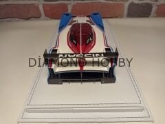 PLEKSİ SERGİ KUTUSU.. 1/18 ÖLÇEK DERİ TABANLI