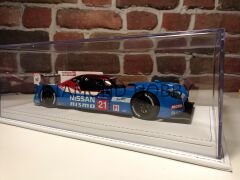 PLEKSİ SERGİ KUTUSU.. 1/18 ÖLÇEK DERİ TABANLI