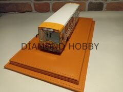 PLEKSİ SERGİ KUTUSU.. 1/18 ÖLÇEK DERİ TABANLI