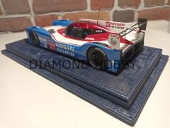 PLEKSİ SERGİ KUTUSU.. 1/18 ÖLÇEK DERİ TABANLI