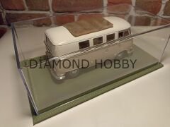 PLEKSİ SERGİ KUTUSU.. 1/18 ÖLÇEK DERİ TABANLI