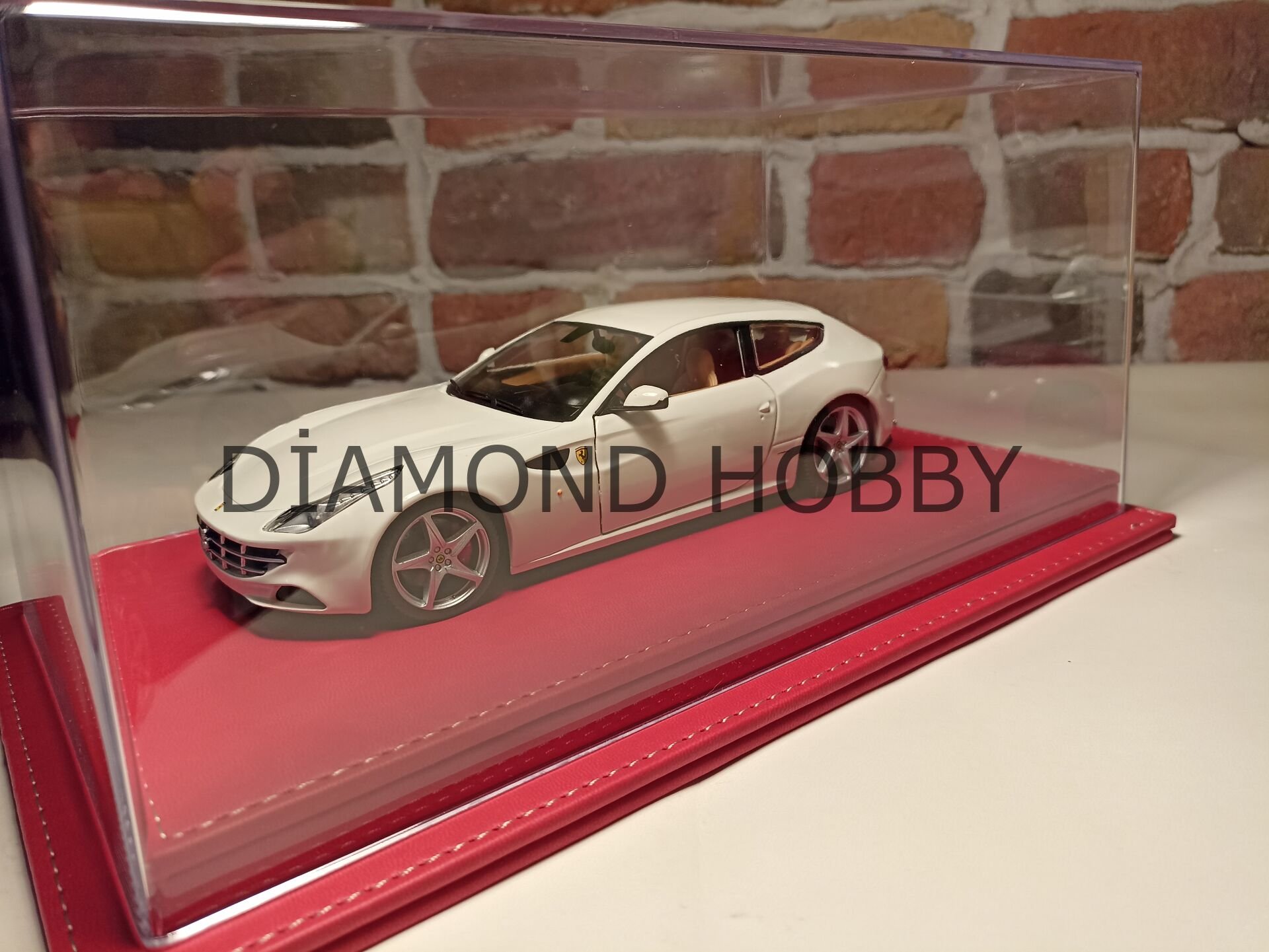 PLEKSİ SERGİ KUTUSU. 1/24 ÖLÇEK CASE