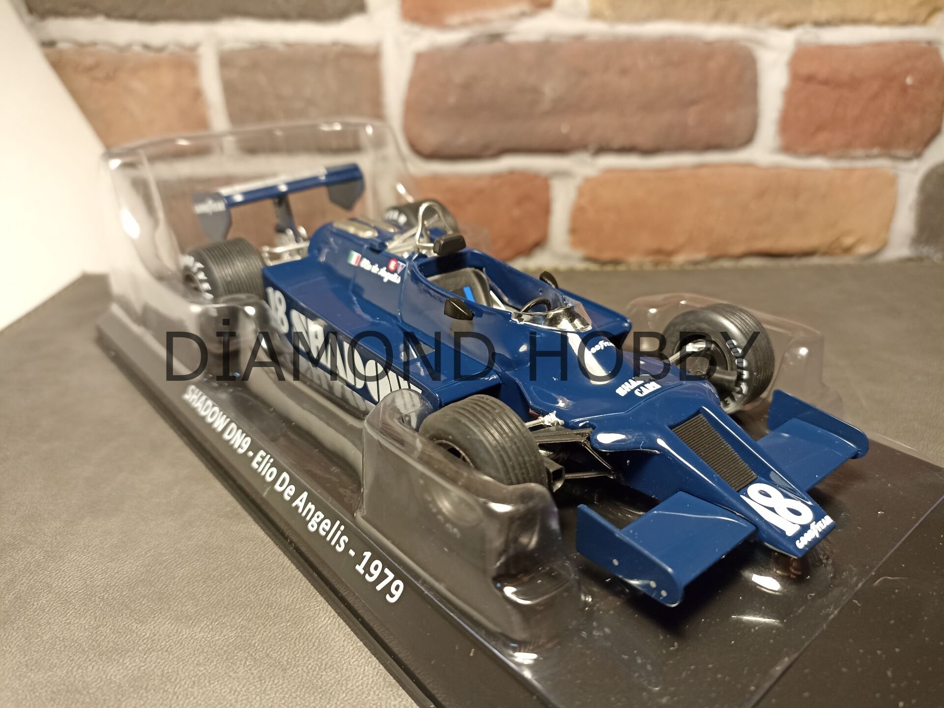 PREMİUM COLLECTİBLES FORMULA 1   SHADOW DN9