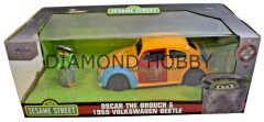 JADA TOYS SESAME STREET OSKAR THE GROUCH& 1959 VW BEETLE..1/24 ÖLÇEK