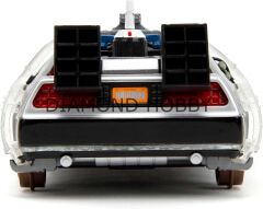JADA TOYS 1/24.. BACK TO THE FUTURE PART 3 DELOREAN ..